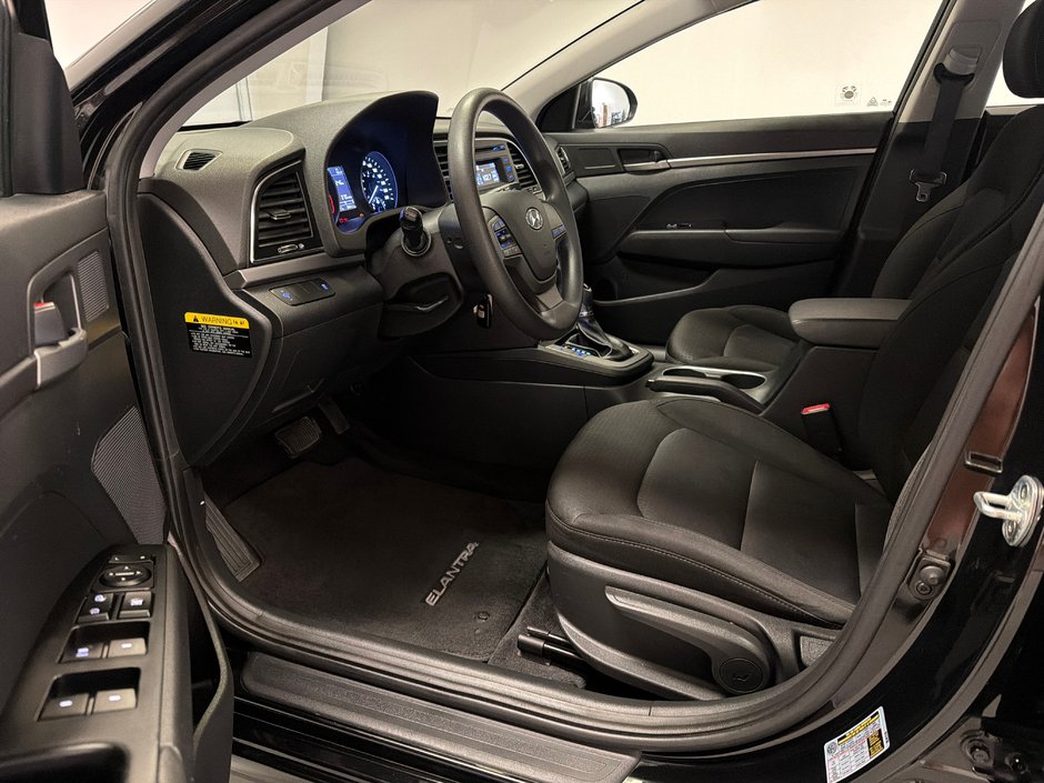 2017 Hyundai Elantra LE *BAS KILOMÉTRAGE*-11