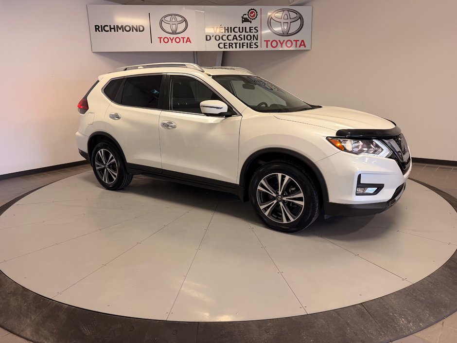 Nissan Rogue SV *BAS KILOMÉTRAGE + TRÈS BEAU VÉHICULE** 2019-12