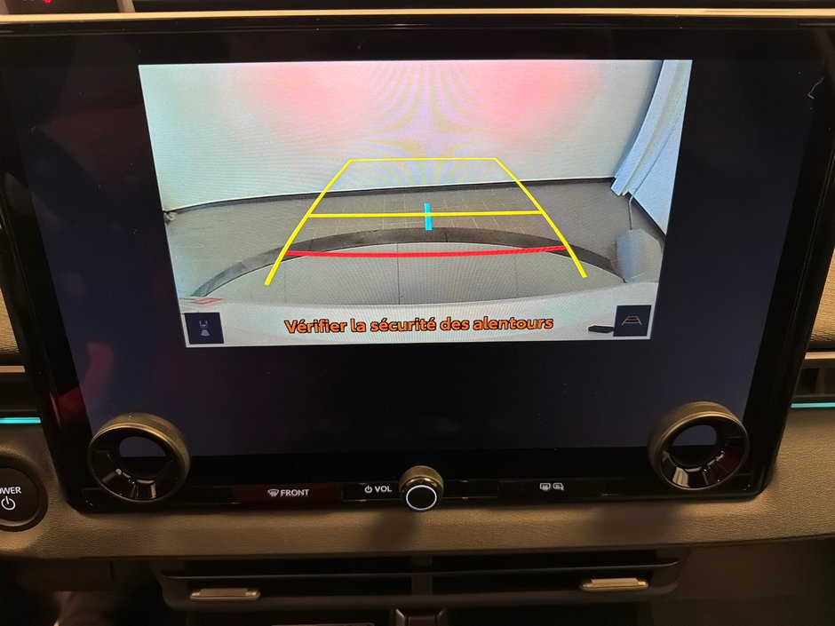 2026 Toyota bZ XLE FWD *DÉMONSTRATEUR*-25