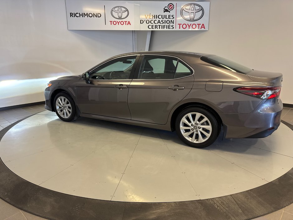 2023 Toyota Camry Hybrid LE *TRÈS BEAU VÉHICULE*-4