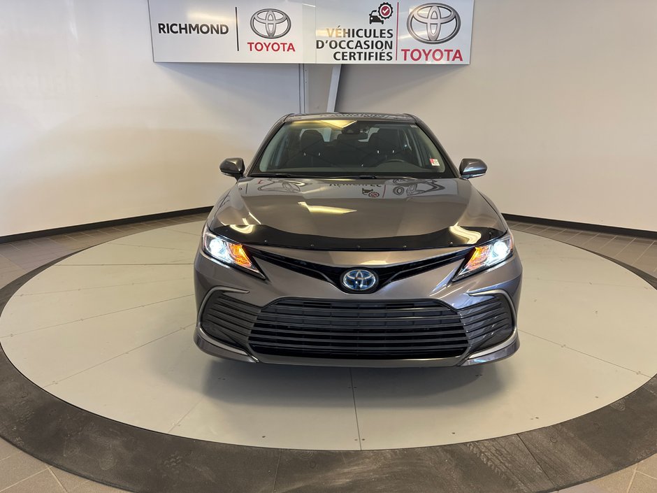 2023 Toyota Camry Hybrid LE *TRÈS BEAU VÉHICULE*-12