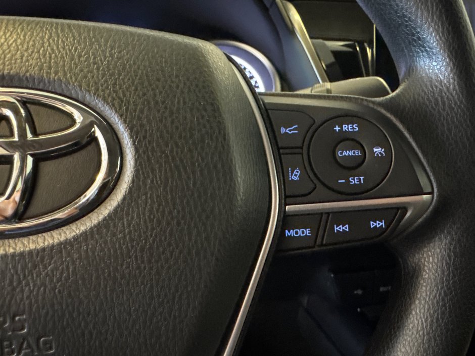 2023 Toyota Camry Hybrid LE *TRÈS BEAU VÉHICULE*-29