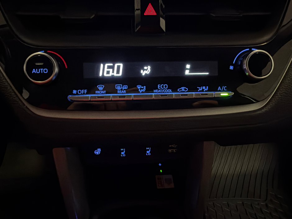 2022 Toyota Corolla Cross LE AWD *TRÈS BEAU VÉHICULE*-25