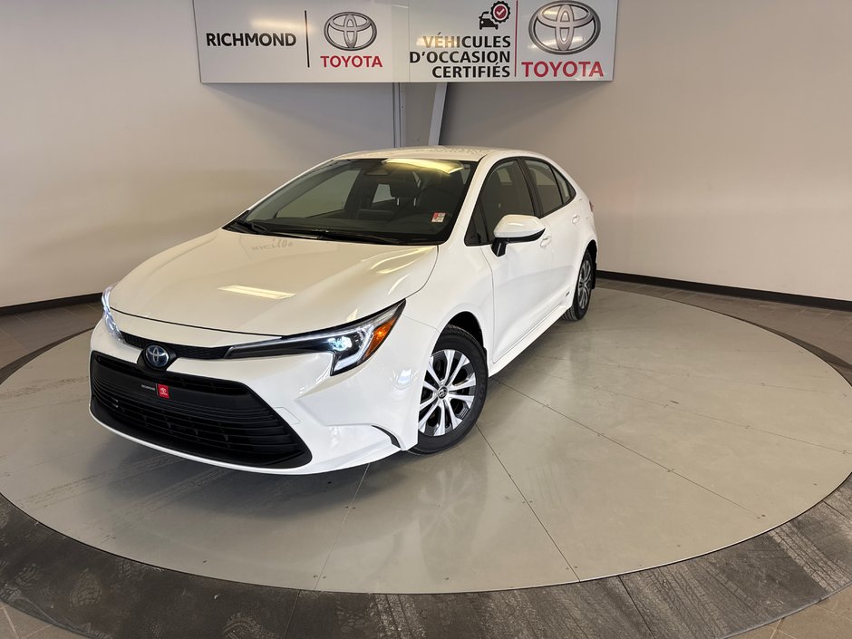 Toyota Corolla HYBRIDE LE AWD *BALANCE DE GARANTIE PROLONGÉE* 2023 à Richmond, Québec