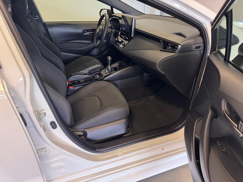 Toyota GR Corolla STANDARD PACKAGE 2024-17