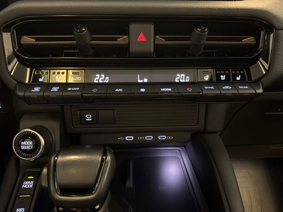 Toyota Land Cruiser PREMIERE EDITION *BALANCE DE GARANTIE PROLONGÉE* 2024-28