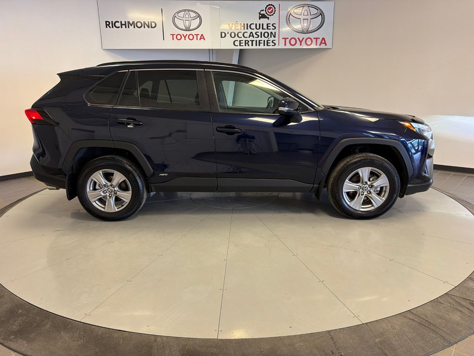 2023 Toyota RAV4 Hybrid XLE-10