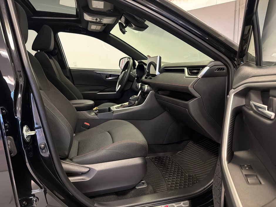 2024 Toyota RAV4 Plug-in Hybrid SE AWD *TRÈS BEAU VÉHICULE*-16