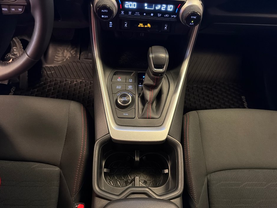 2024 Toyota RAV4 Plug-in Hybrid SE AWD *TRÈS BEAU VÉHICULE*-27
