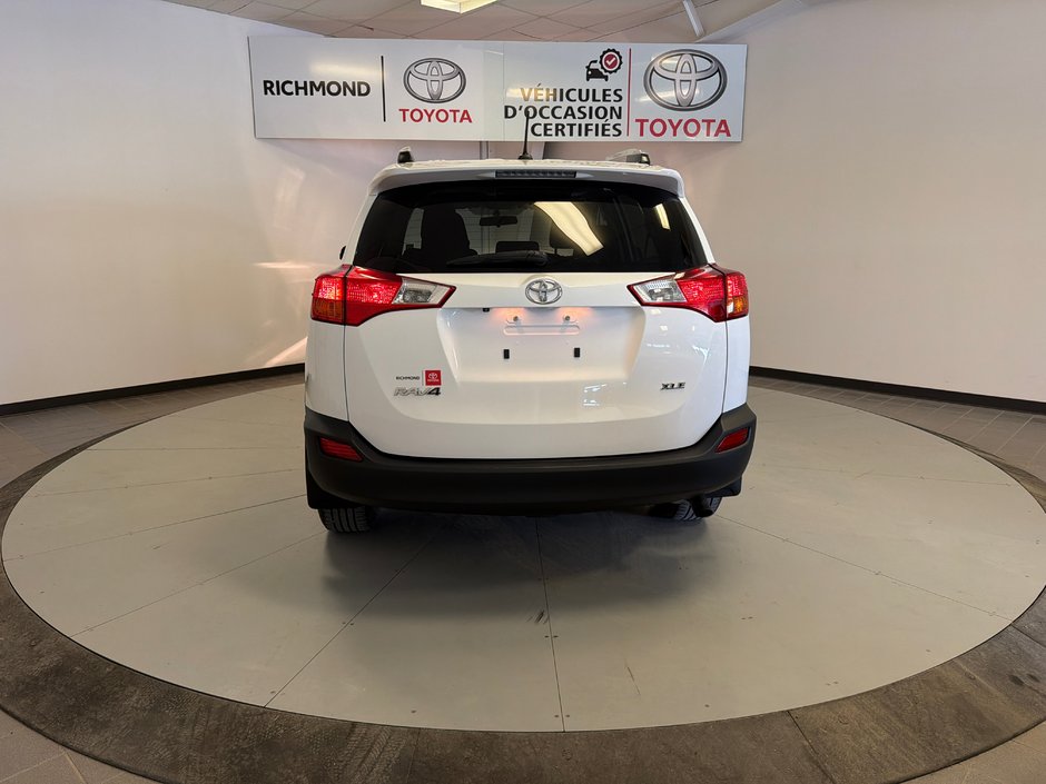 2014 Toyota RAV4 XLE-6