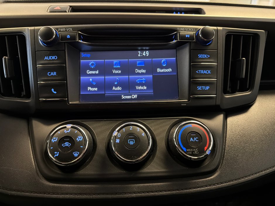 2017 Toyota RAV4 LE-23