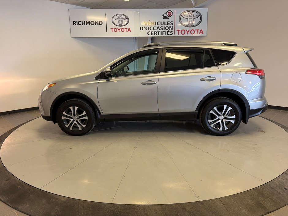 2017 Toyota RAV4 LE-4