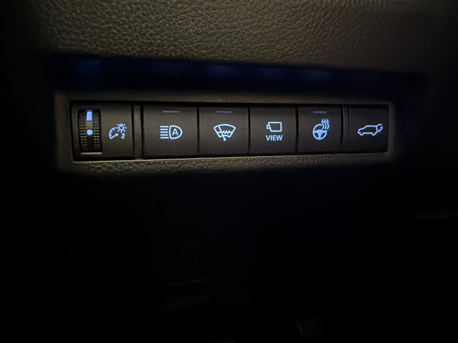 Toyota RAV4 Limited AWD *TRÈS BEAU VÉHICULE* 2020-29