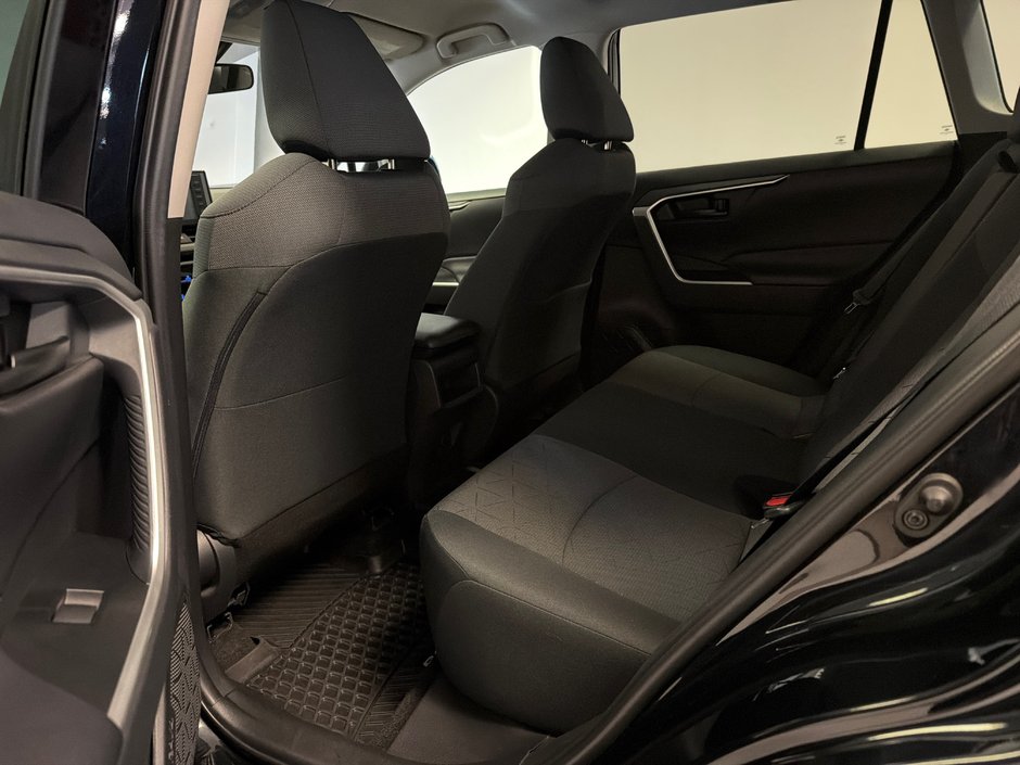 Toyota RAV4 LE AWD *TRÈS BEAU VÉHICULE* 2020-15