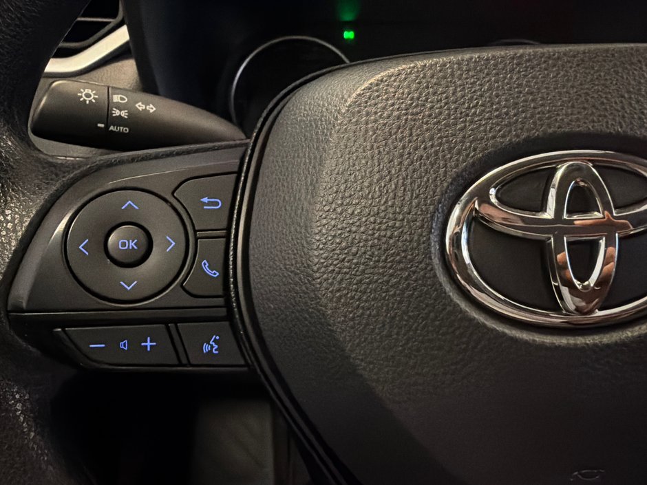 2021 Toyota RAV4 Hybrid LE *TRÈS BEAU VÉHICULE*-27