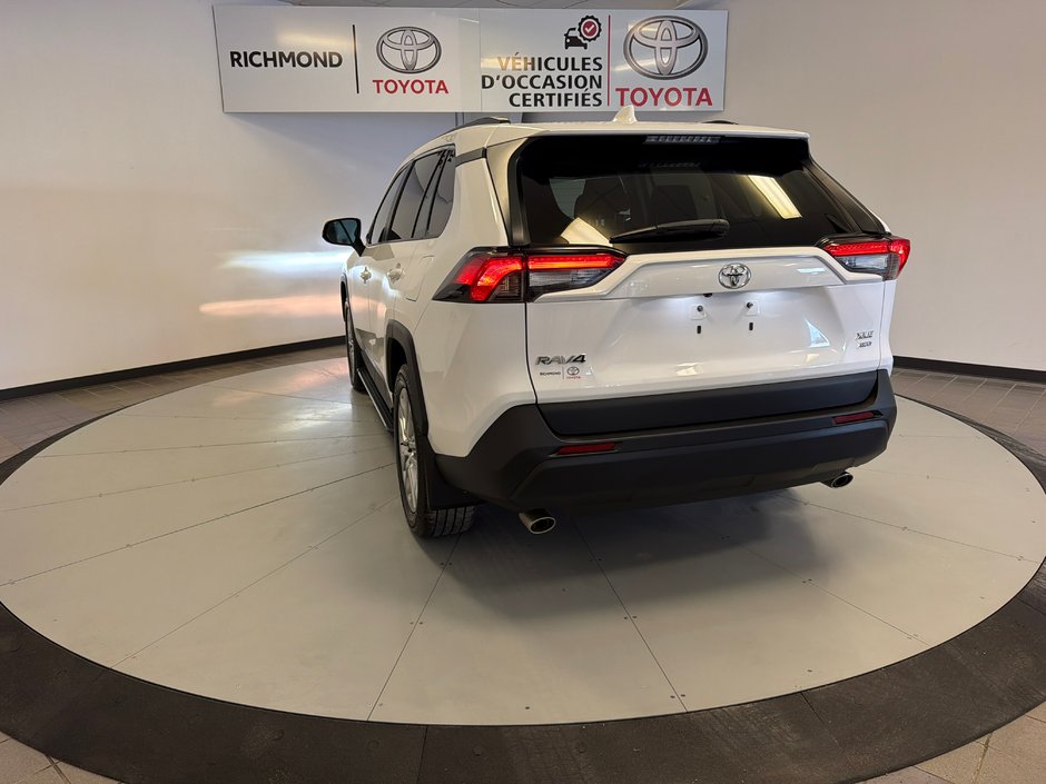 2021 Toyota RAV4 XLE AWD *TRÈS BEAU VÉHICULE*-4