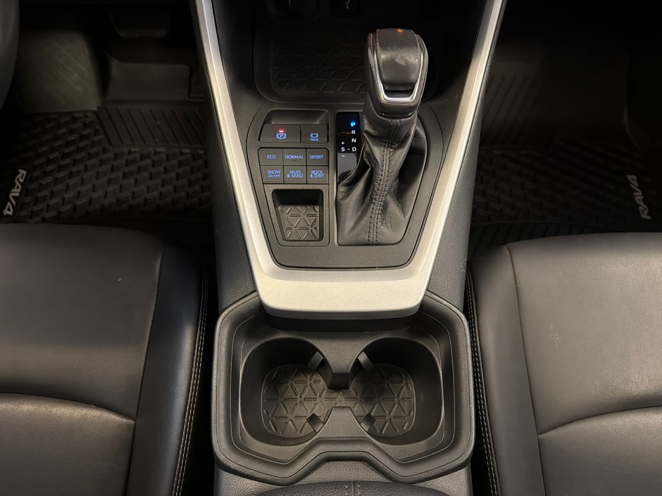2021 Toyota RAV4 XLE AWD *TRÈS BEAU VÉHICULE*-23