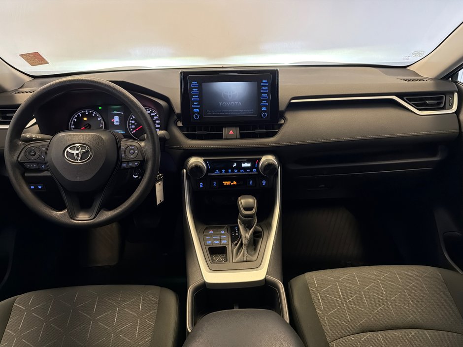 Toyota RAV4 LE AWD *TRÈS BEAU VÉHICULE* 2022-23