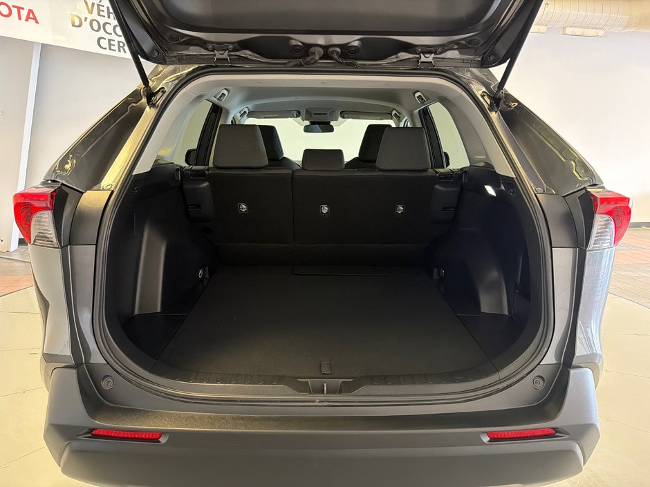 Toyota RAV4 LE AWD *TRÈS BEAU VÉHICULE* 2022-20