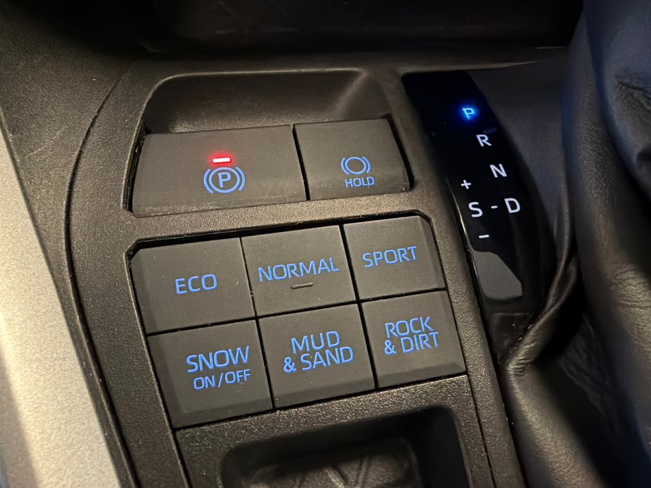 2022 Toyota RAV4 XLE PREMIUM-31