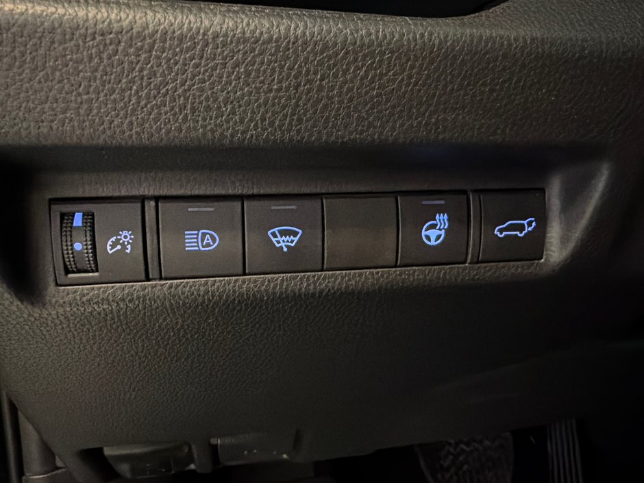 2022 Toyota RAV4 XLE PREMIUM-34