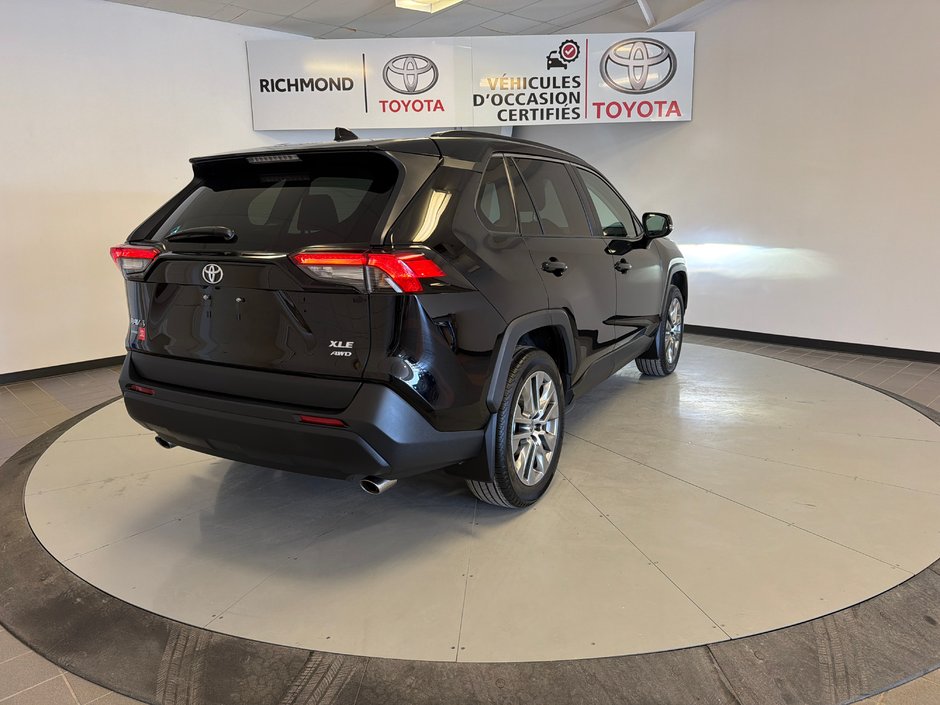 2022 Toyota RAV4 XLE PREMIUM-8