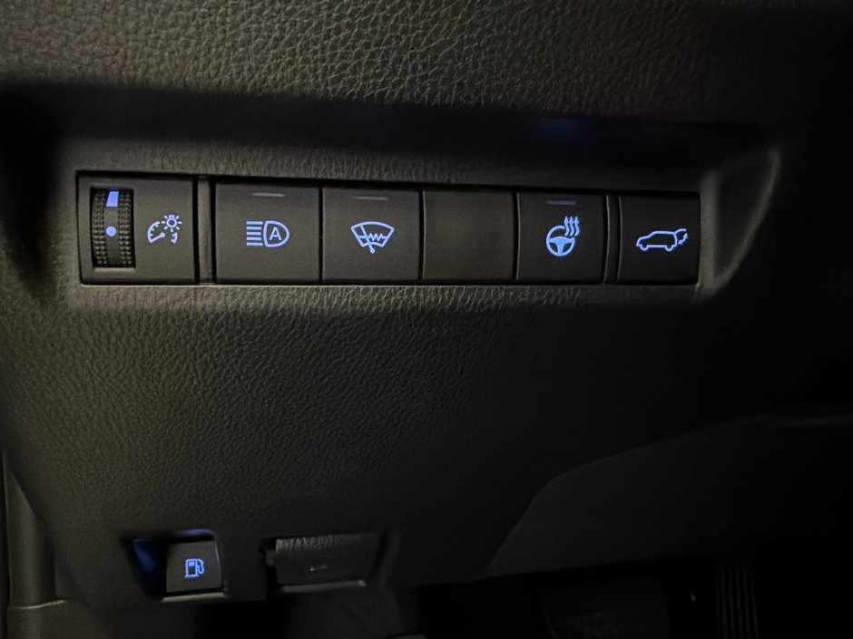 2022 Toyota RAV4 Hybrid SE *BAS KILOMÉTRAGE + TRÈS BEAU VÉHICULE*-31