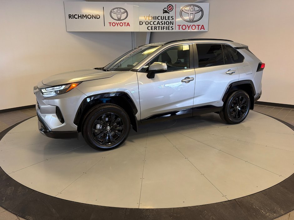 2022 Toyota RAV4 Hybrid SE *BAS KILOMÉTRAGE + TRÈS BEAU VÉHICULE*-2