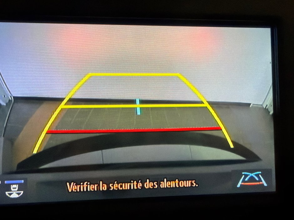 2022 Toyota RAV4 Hybrid SE *BAS KILOMÉTRAGE + TRÈS BEAU VÉHICULE*-26
