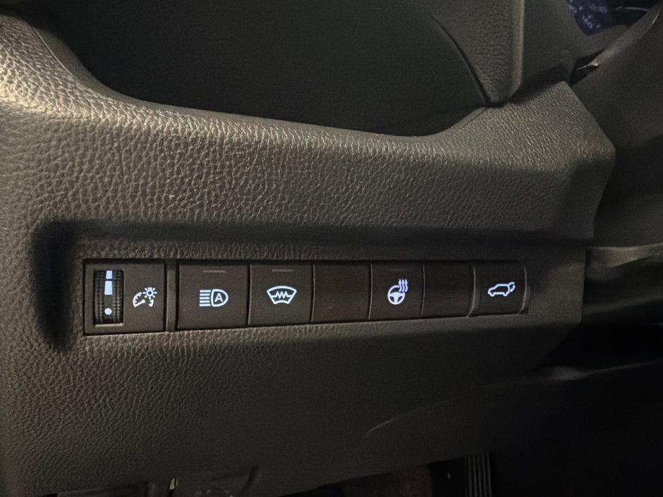 Toyota RAV4 XLE AWD *BAS KILOMÉTRAGE* 2023-28