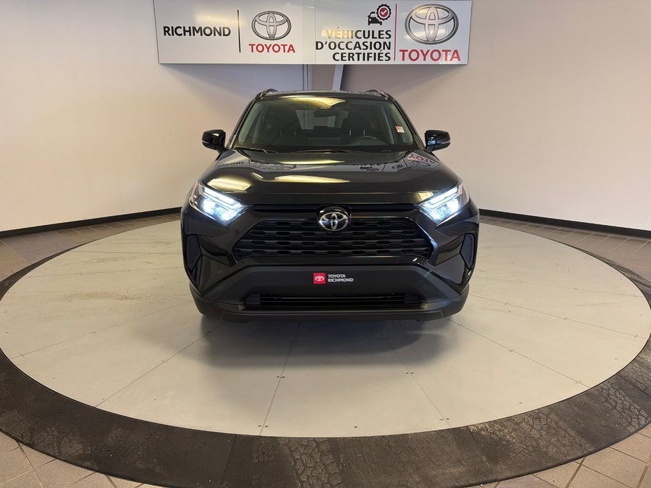 2023 Toyota RAV4 XLE AWD *BAS KILOMÉTRAGE*-12