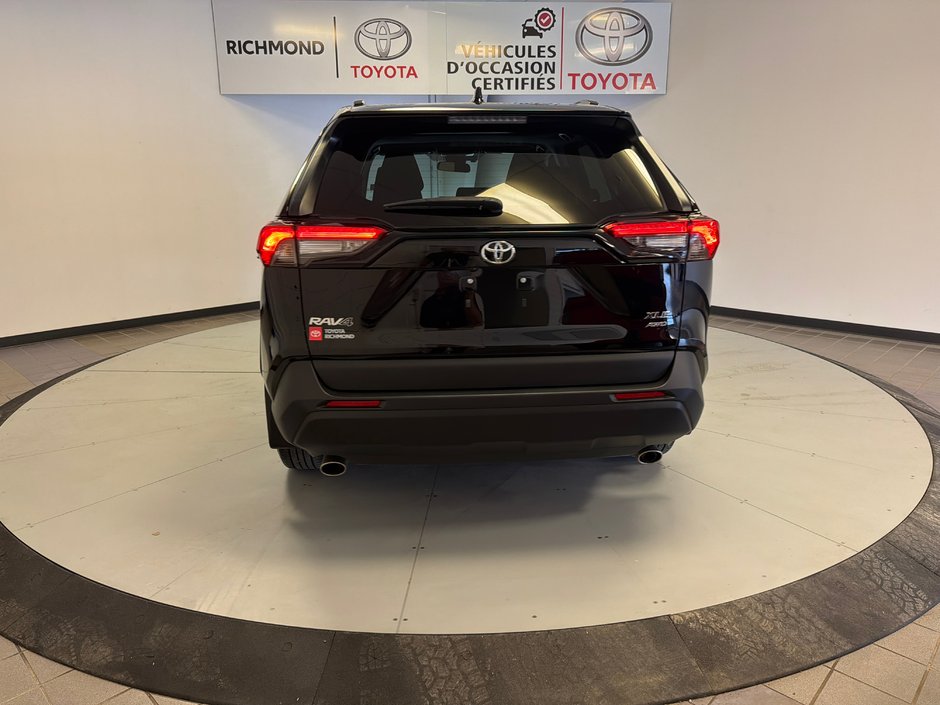 2023 Toyota RAV4 XLE AWD *BAS KILOMÉTRAGE*-6