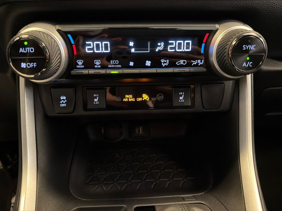 2024 Toyota RAV4 Hybrid XLE *TRÈS BAU VÉHICULE!*-27