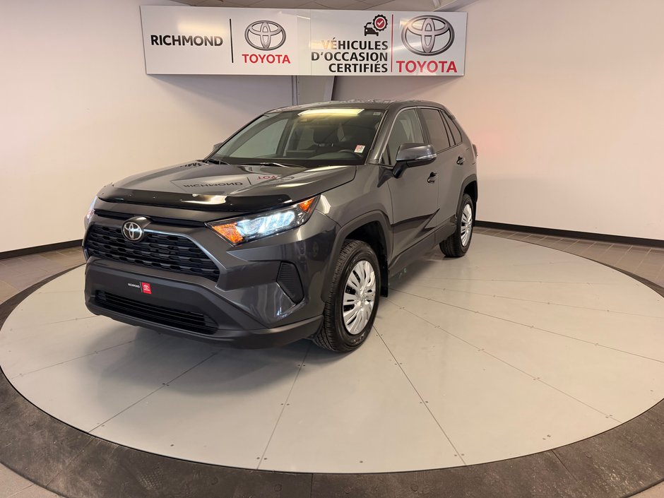 2025 Toyota RAV4 LE AWD *TRÈS BEAU VÉHICULE*-1