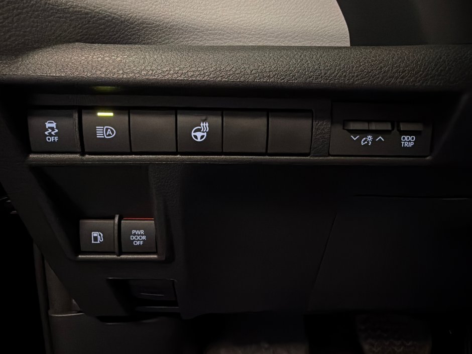 2025 Toyota Sienna XLE FWD *DÉMO +BAS KILOMÉTRAGE*-38