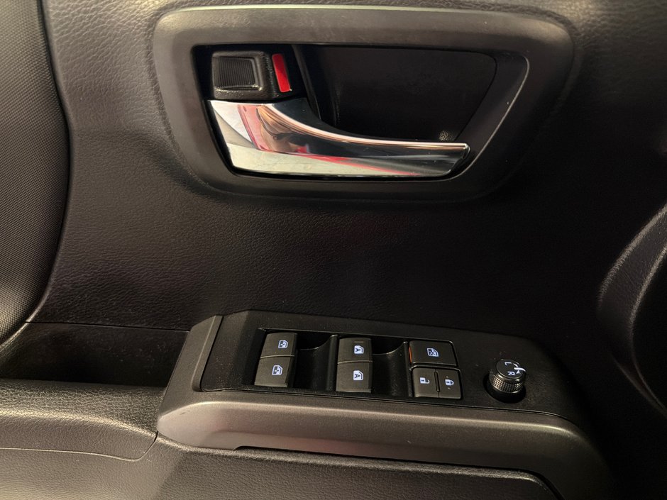 2020 Toyota Tacoma TRD SPORT CABINE DOUBLE *TRÉS BEAU CAMION*-32