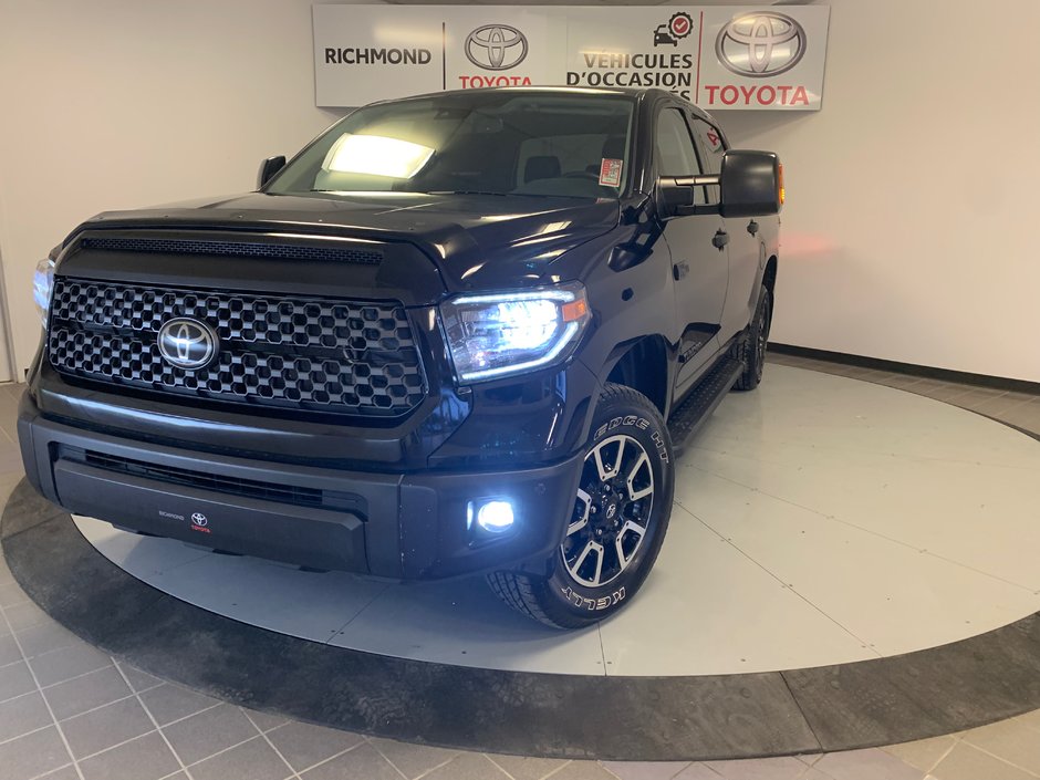 2021  Tundra TRD CREW CAB *TRÈS BEAU CAMION* in Richmond, Quebec