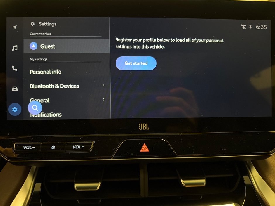 2024 Toyota Venza Hybrid LIMITED-23