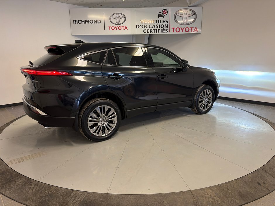 2024 Toyota Venza Hybrid LIMITED-8