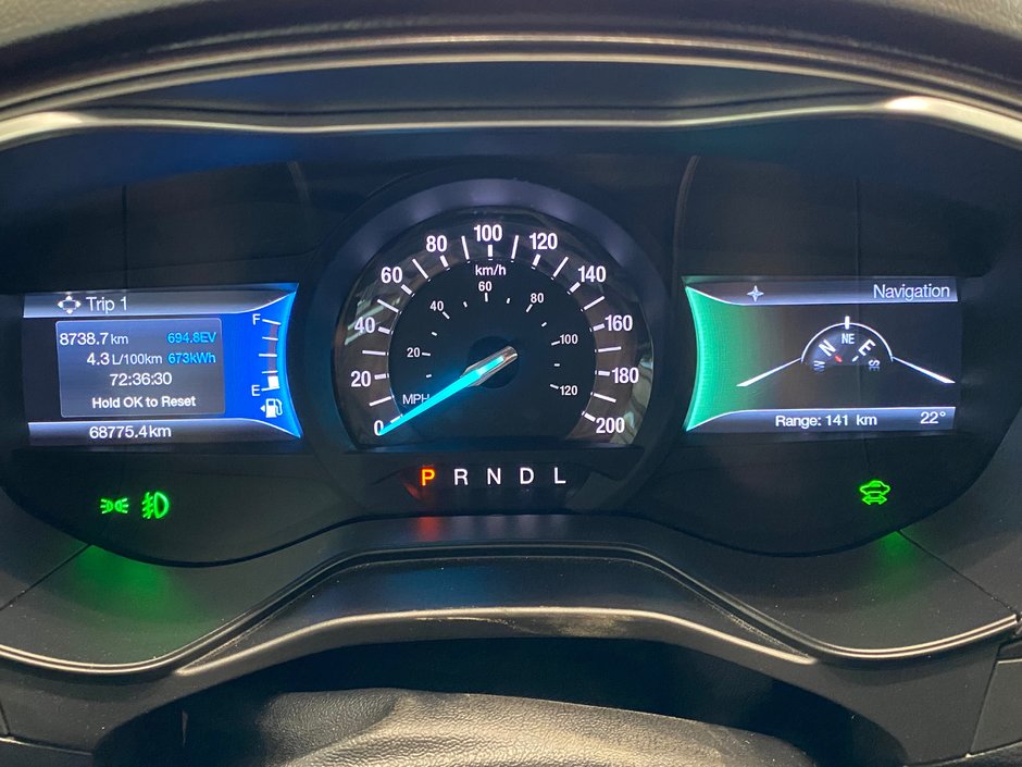 Ford Fusion Energi Titanium Plug-in Hybrid Toit Ouvrant Cuir GPS Volant & Sieges Ventiles 2019-14