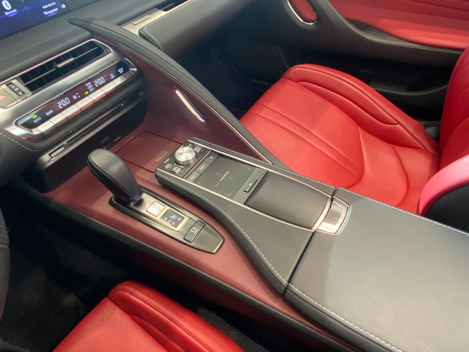 Lexus LC 500 Cabriolet Élégance Performance & Luxe 2021-27