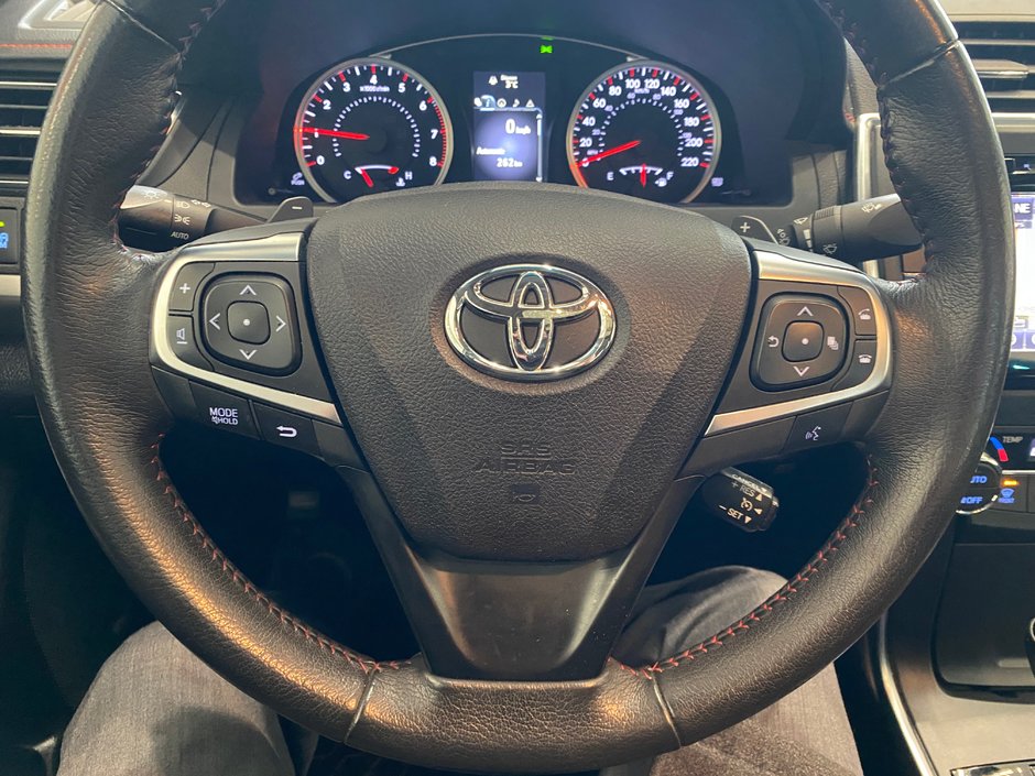 Toyota Camry  2017-14