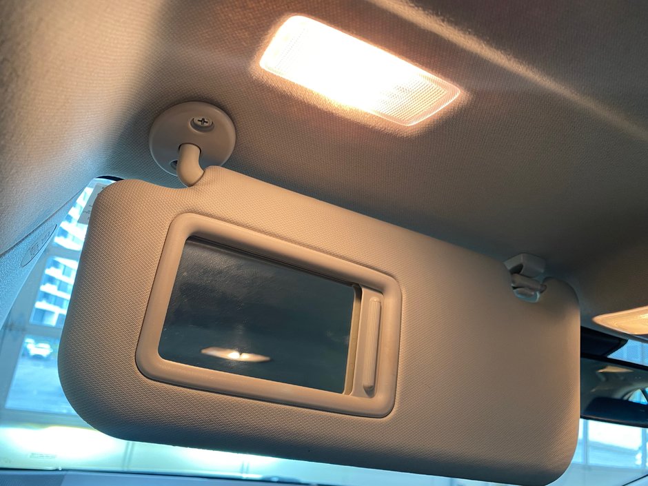 Toyota Corolla LE Bluetooth Camera Sieges Chauffants 2020-21