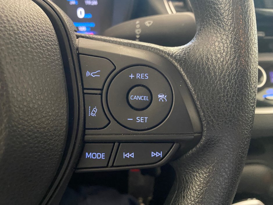 Toyota Corolla L Bluetooth Camera 2021-13