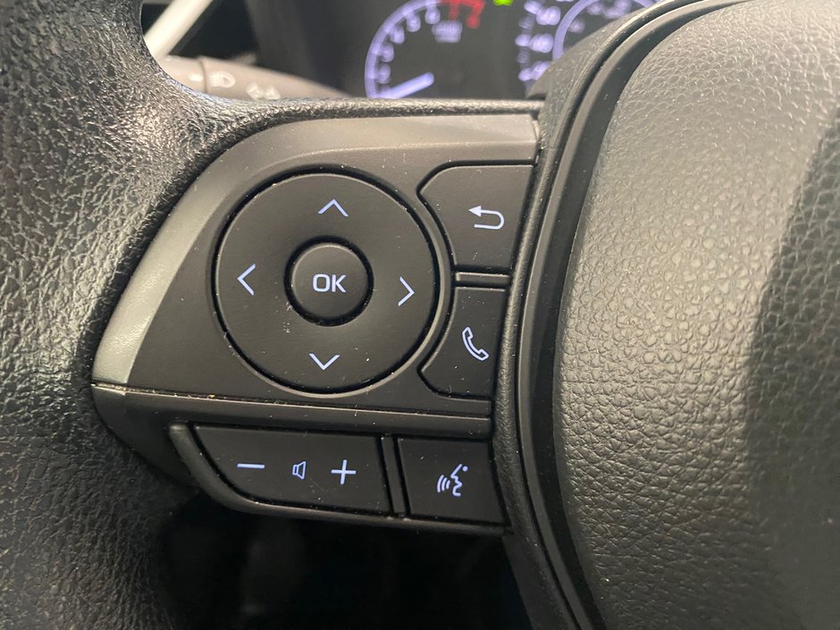 Toyota Corolla L Bluetooth Camera 2021-12