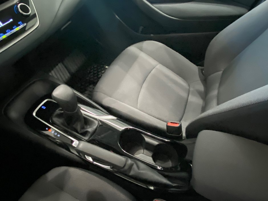 Toyota Corolla L Bluetooth Camera 2021-18