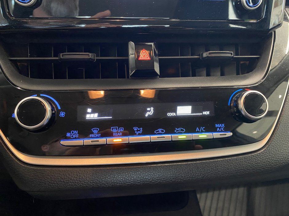 Toyota Corolla L Bluetooth Camera 2022-16