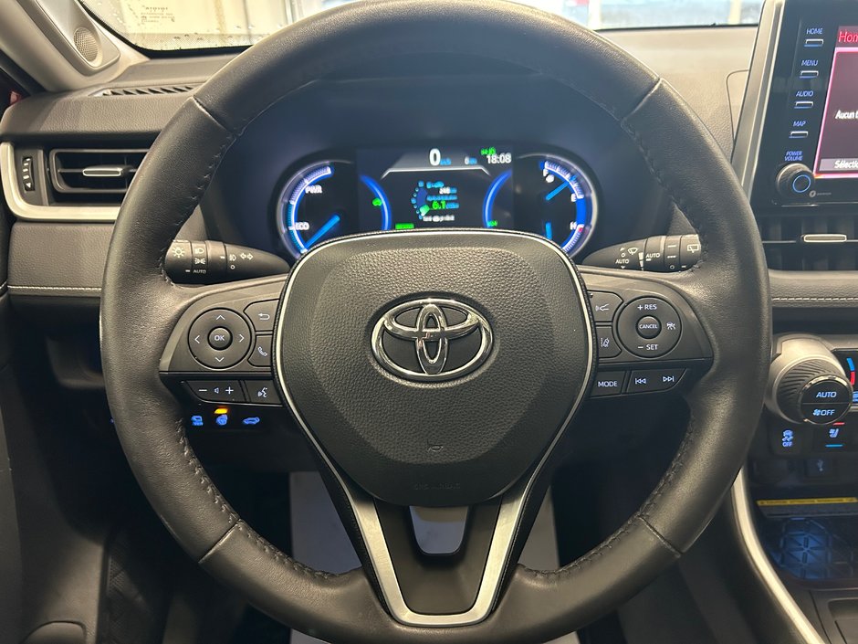 Toyota RAV4  2021-13