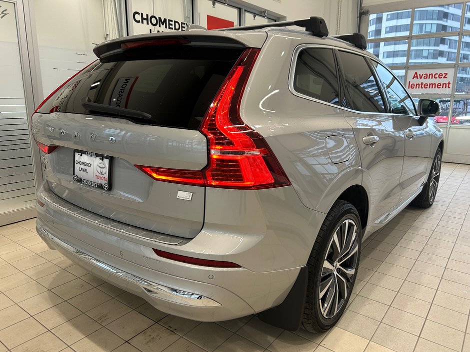 2022 Volvo XC60 Recharge Inscription Expression AWD Plug-in Hybrid-4