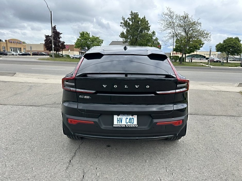 2025 Volvo EC40 Ultra-8